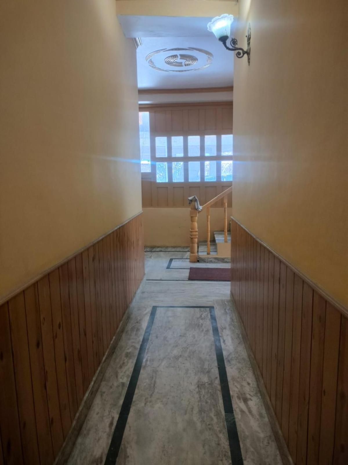 Govind Royal Stay Manāli Εξωτερικό φωτογραφία